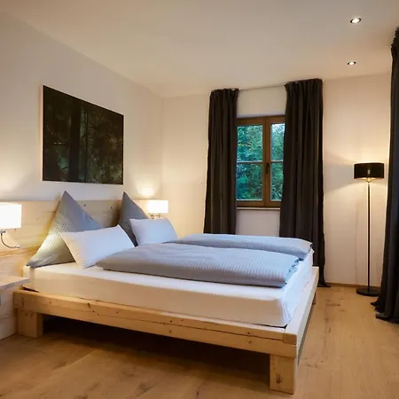 Zugspitzerei - Premium Chalet Ferienwohnungen Grainau Buitenkant foto