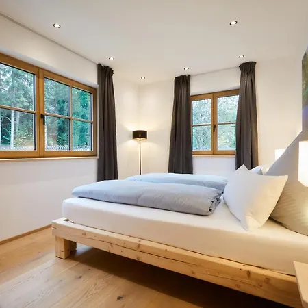 Zugspitzerei - Premium Chalet Ferienwohnungen Grainau Buitenkant foto